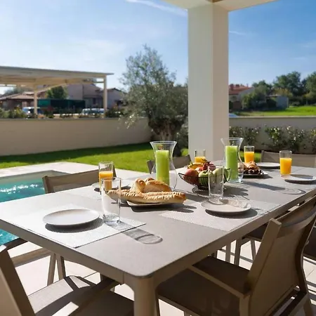 Elena Holiday home