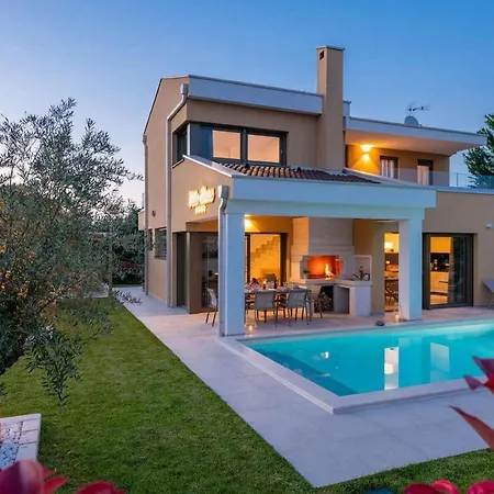 Holiday home Elena *